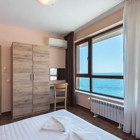 Apartment Sea View In Princess