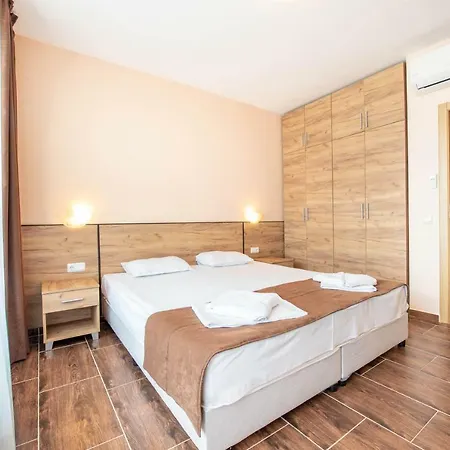 Sea View In Princess Apartment Balchik